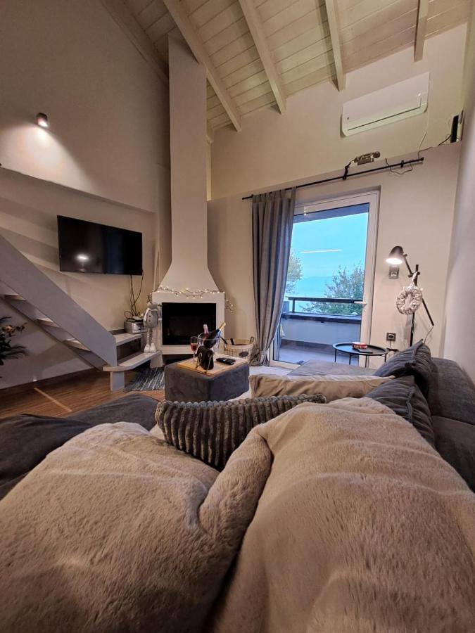 Vrachos Suites Эйон Экстерьер фото